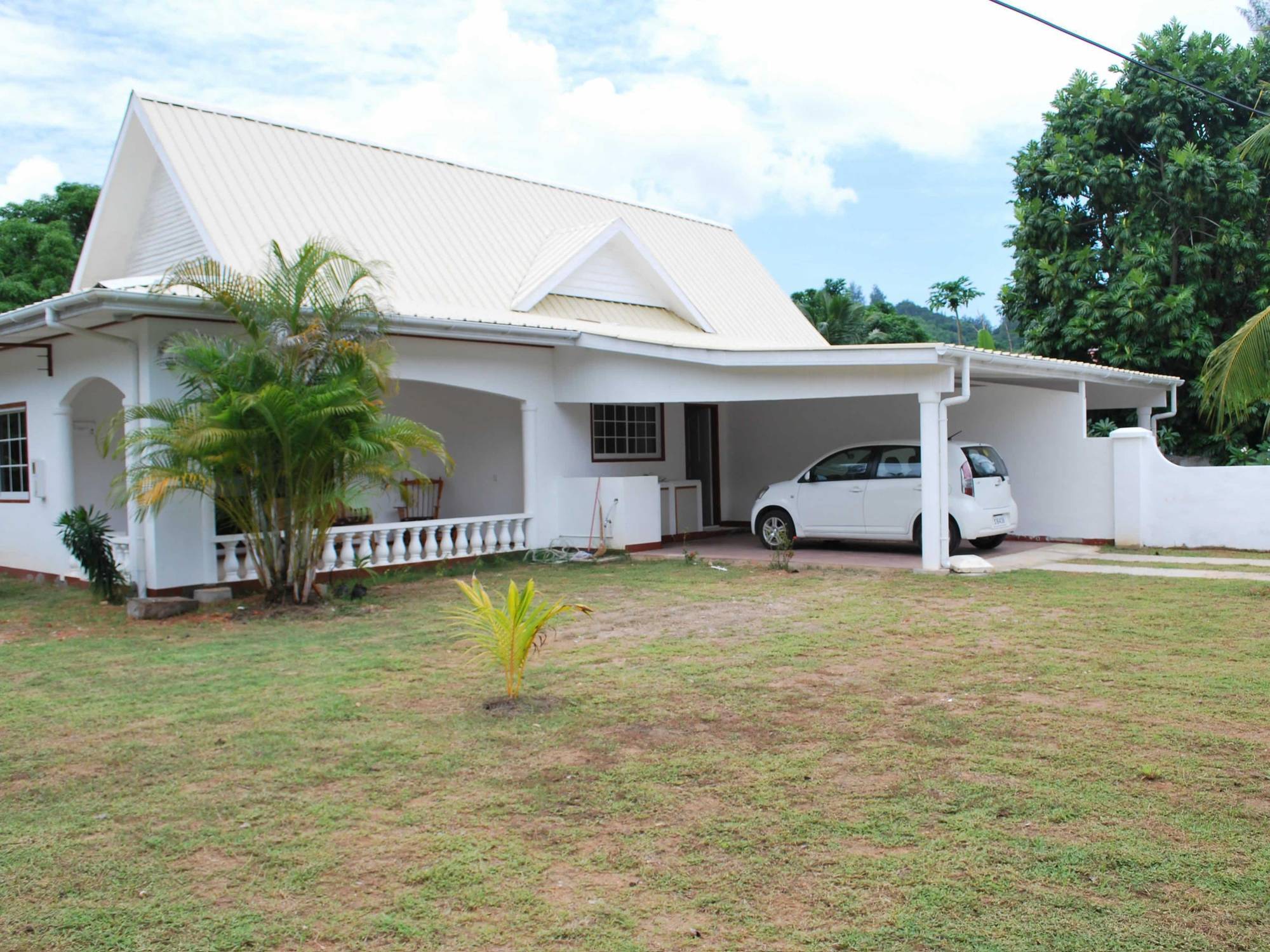 เช ออกัสติน เกสต์ เฮาส์ Apartment Baie Lazare  ภายนอก รูปภาพ
